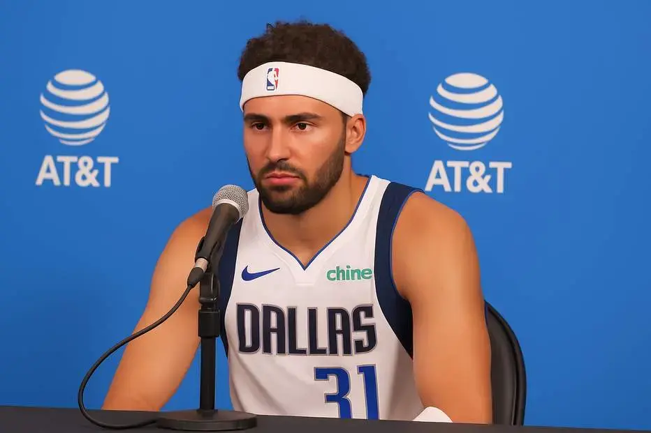 image of what happens before thompson joins miami?